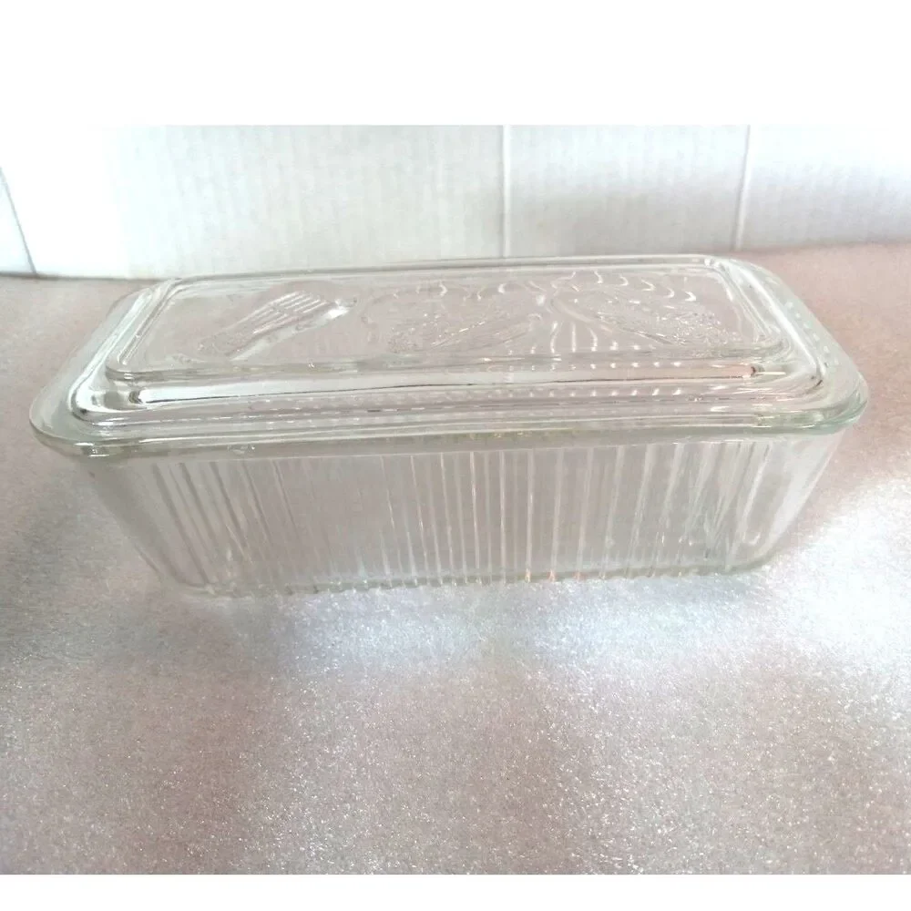MCM Federal Glass Clear Refrigerator Dish with Lid Featuring Vegetable Design